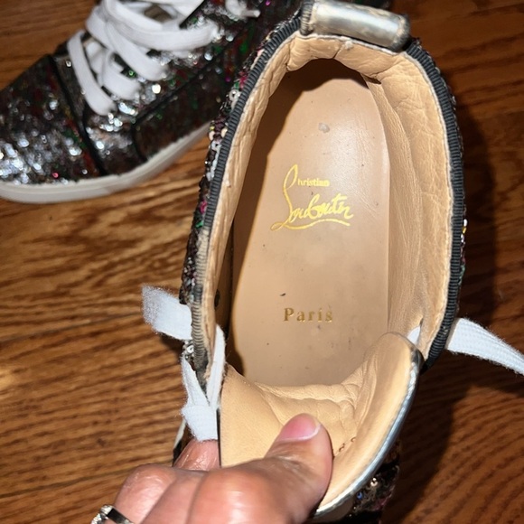 Gentle used women’s size 8 Christian Louboutin! - Picture 3 of 7